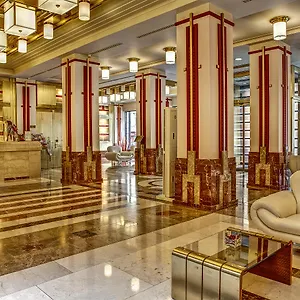 Majestic Plaza Ξενοδοχείο