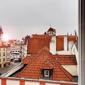Karlova 25 Lägenhet